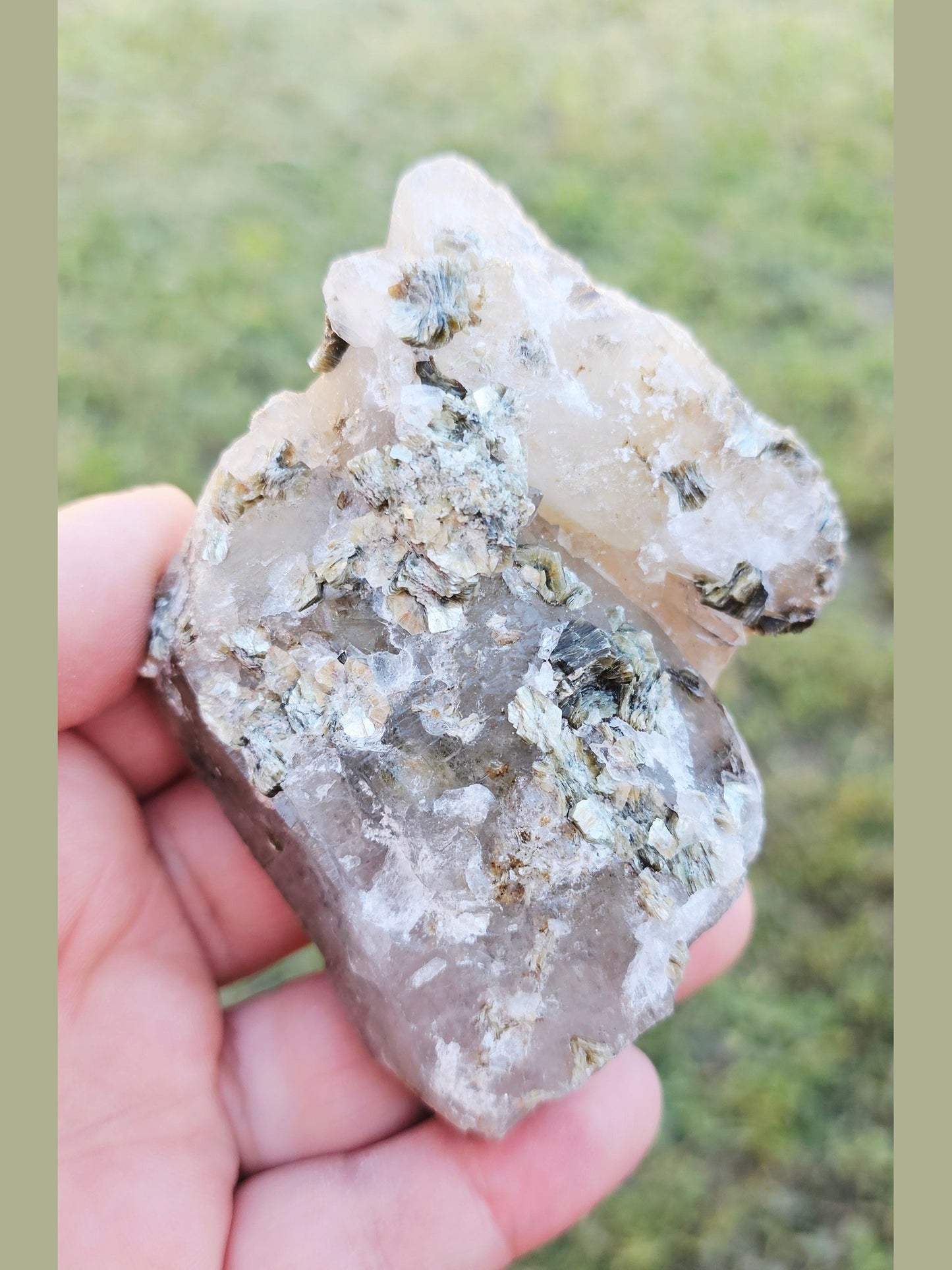 Smoky Quartz with Muscovite | 296 g | High-Quality